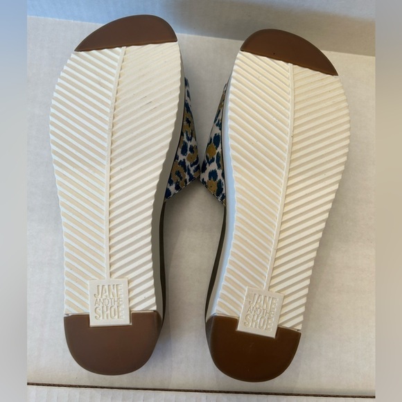 Jane And The Shoe Hannah platform slide sandals NWOB Sz-9.5.  E - Picture 5 of 7